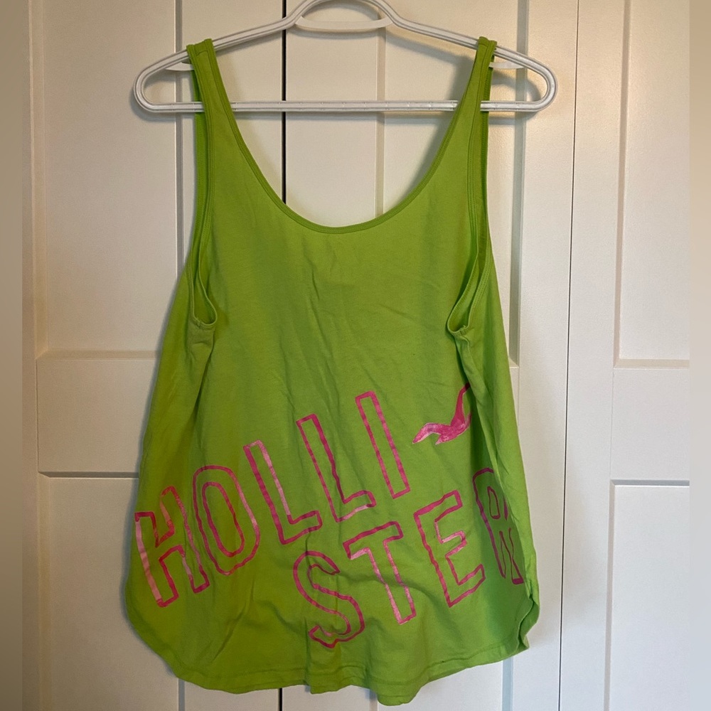 Hollister Tank